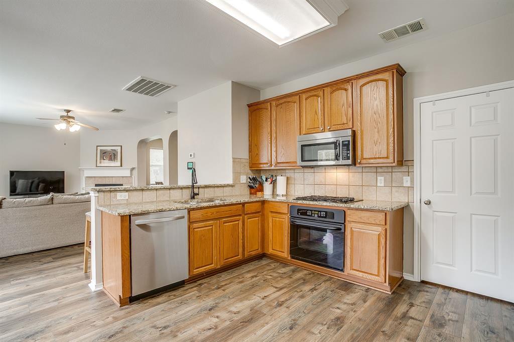 Wilshire Valley - Residential