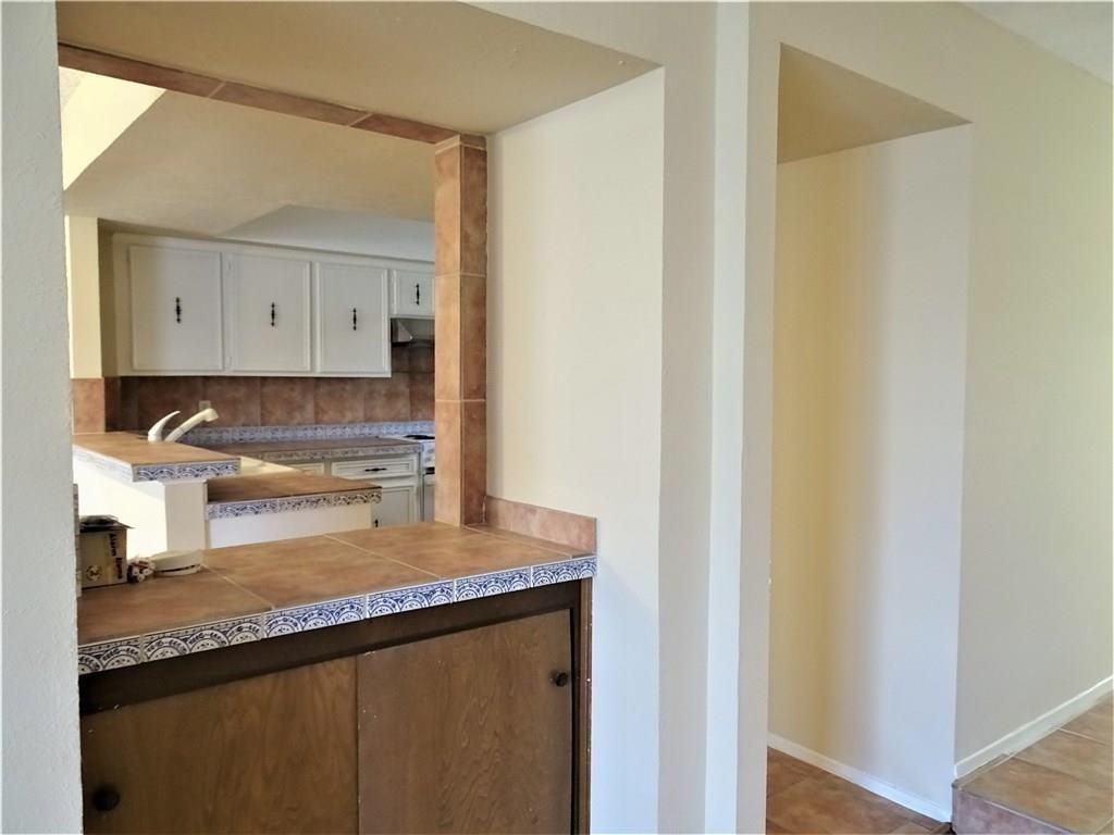 1903 Cobblestone Lane