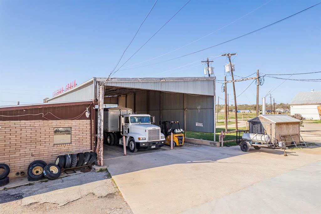 Anderson Add Town Coleman - Commercial Sale