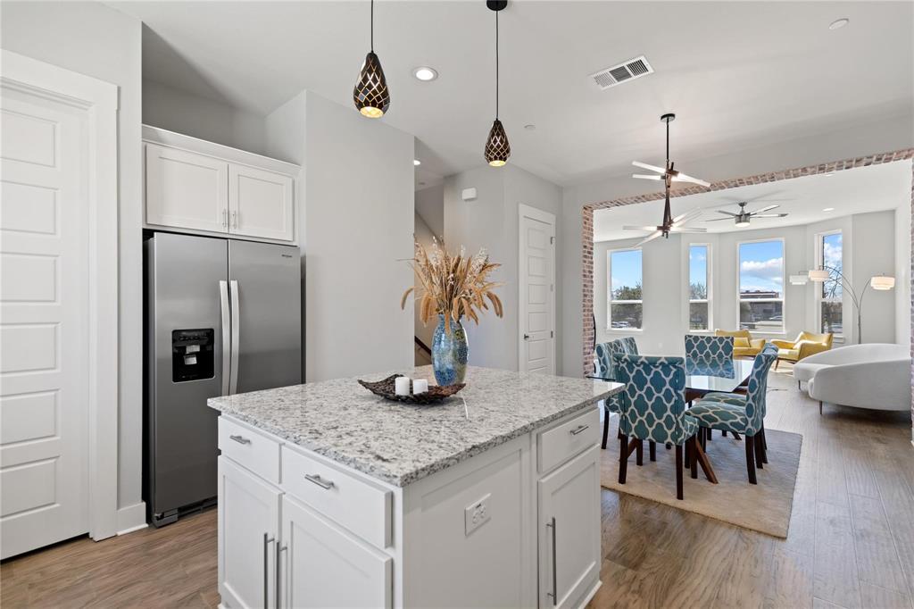 Brownstones On West Walters Ad - Residential Lease