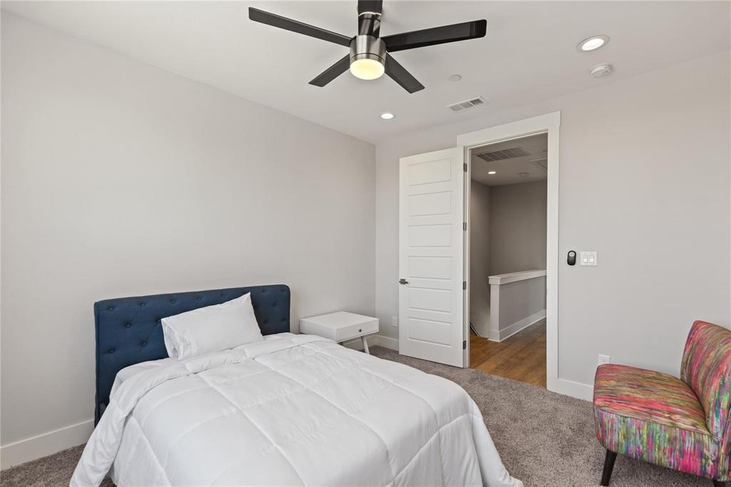 Brownstones On West Walters Ad - Residential Lease