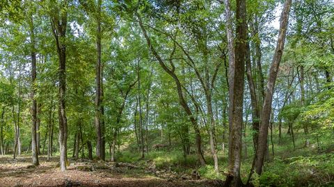 A home in Broken Bow