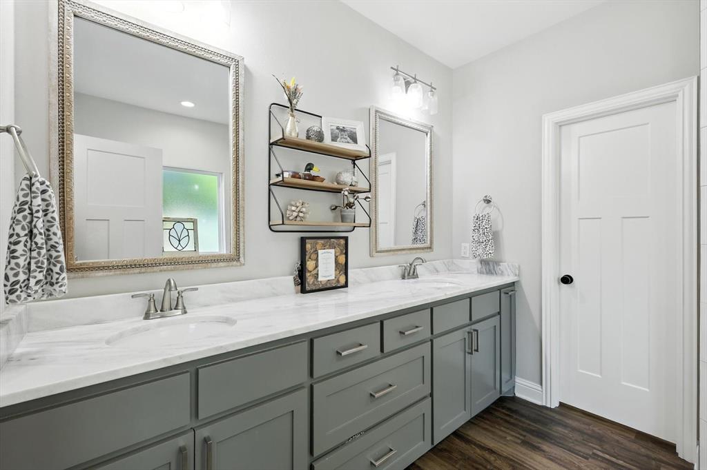 CENTER CITY ADDN PHASE THREE - Residential