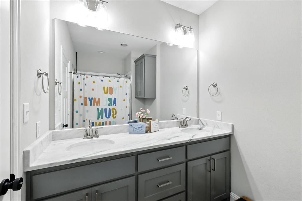 CENTER CITY ADDN PHASE THREE - Residential