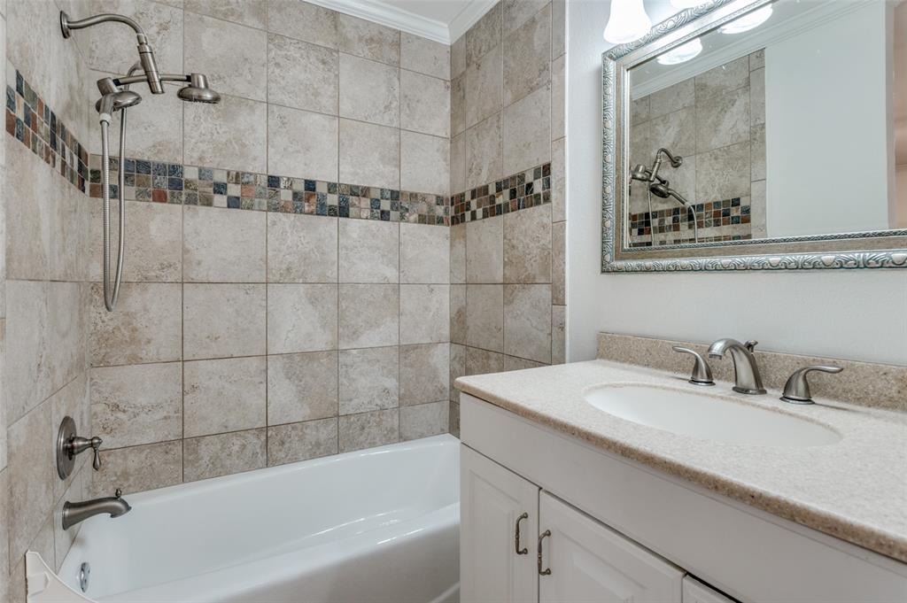 Holland St Condo 3829 - Residential