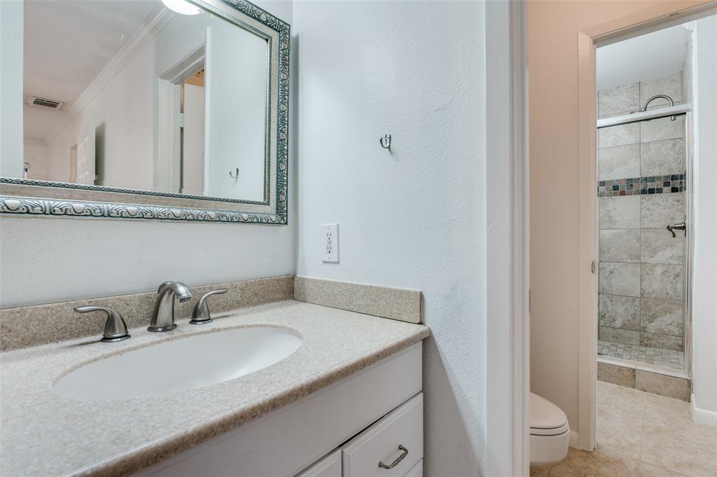 Holland St Condo 3829 - Residential