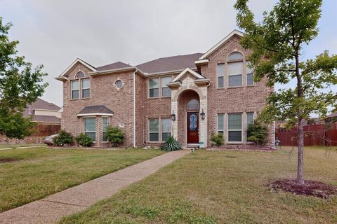 908 Heath Creek Drive DeSoto TX 75115