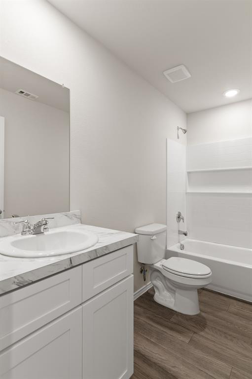 Treaty Oaks - Residential Lease