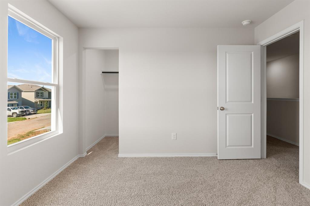 Treaty Oaks - Residential Lease