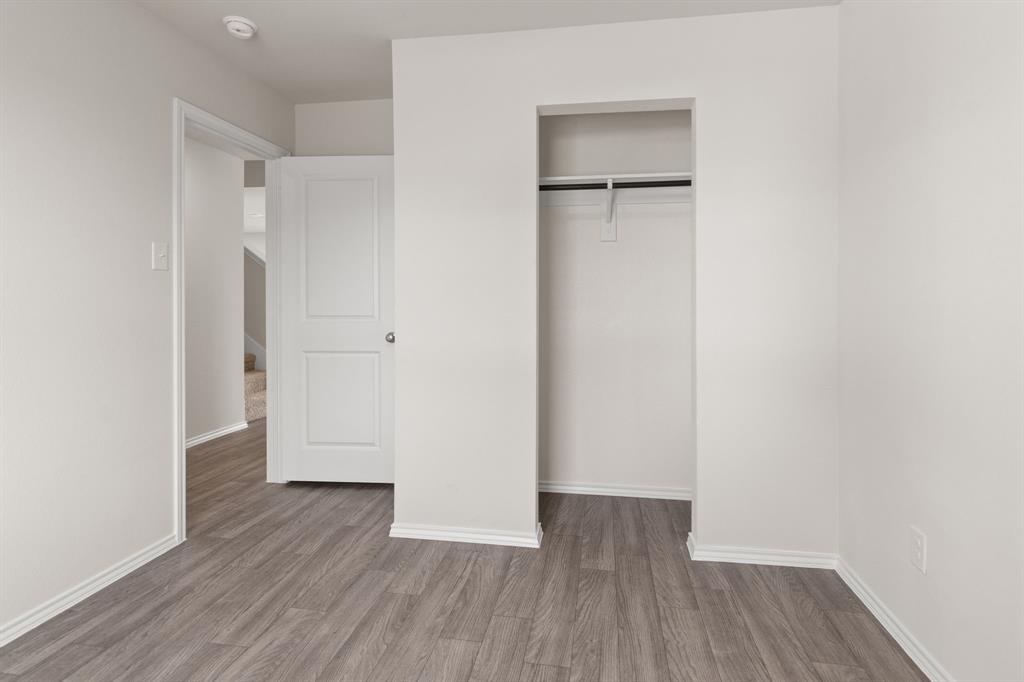 Treaty Oaks - Residential Lease