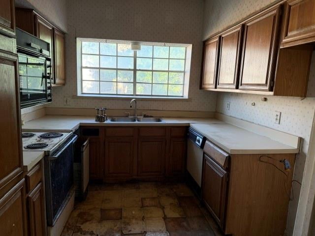 9801 Royal Lane 308