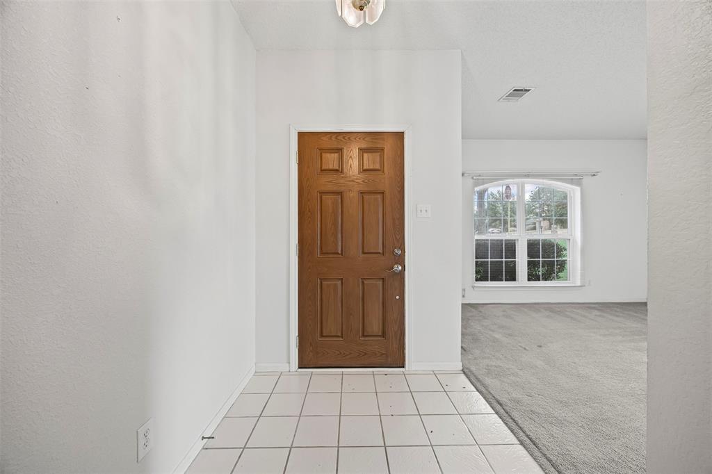 621 Prestonwood Trail