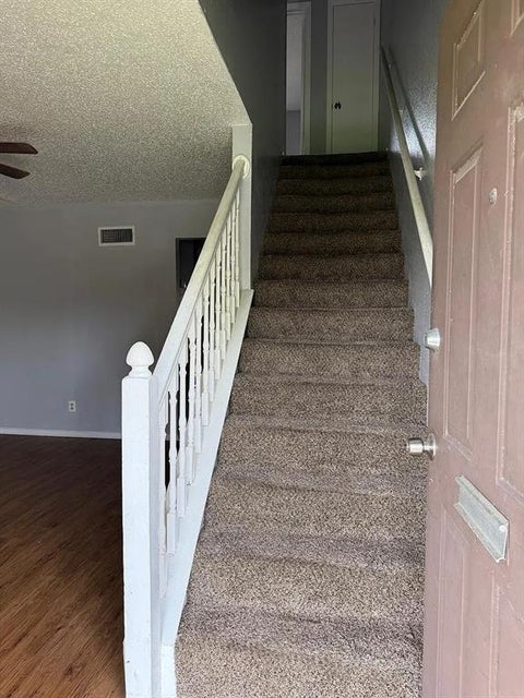 Photo of 5907 shadydell Drive, Fort Worth, TX 76135 (MLS # 21422244)
