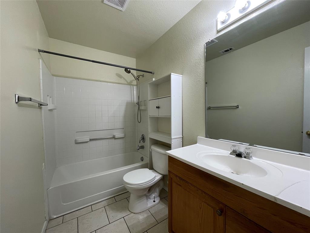 Cambridge Estates - Residential Lease