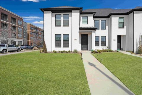 Photo of 1864 Sacaton Trail, Plano, TX 75075 (MLS # 21195984)