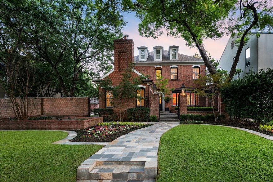 Don’t miss this HP gem situated on 100x150 double lot! This New Orleans-inspired home welcomes you through a serene front courtyard into the gracious entry w 12-ft ceilings. Entry opens to a formal dining overlooking courtyard w millwork on the ceiling & LR w full-masonry FP. Ktchn is equipped w center island, dual sinks, walk-in pantry, & opens to brkfst rm. The over-sized family rm feats a wet bar & wine cooler, built-ins, FP, & French doors on two walls opening to the back patio & pool. The 1st floor also feats a bedrm-office w built-ins & full bath, & an attached 2-car gar. The 2nd floor includes primary suite w French doors opening to a Juliet balcony, FP, and an attached sitting-fitness rm. The primary bath offers two vanities, shower, & jetted tub. The 2nd floor also boasts 3 add. bdrms w en-suite baths, & utility rm. Backyard lies behind a beautiful brick wall & includes landscaped grounds & Hamptons-style rectangular pool, built-in grill, & sep full guest quarters w 1-car gar.