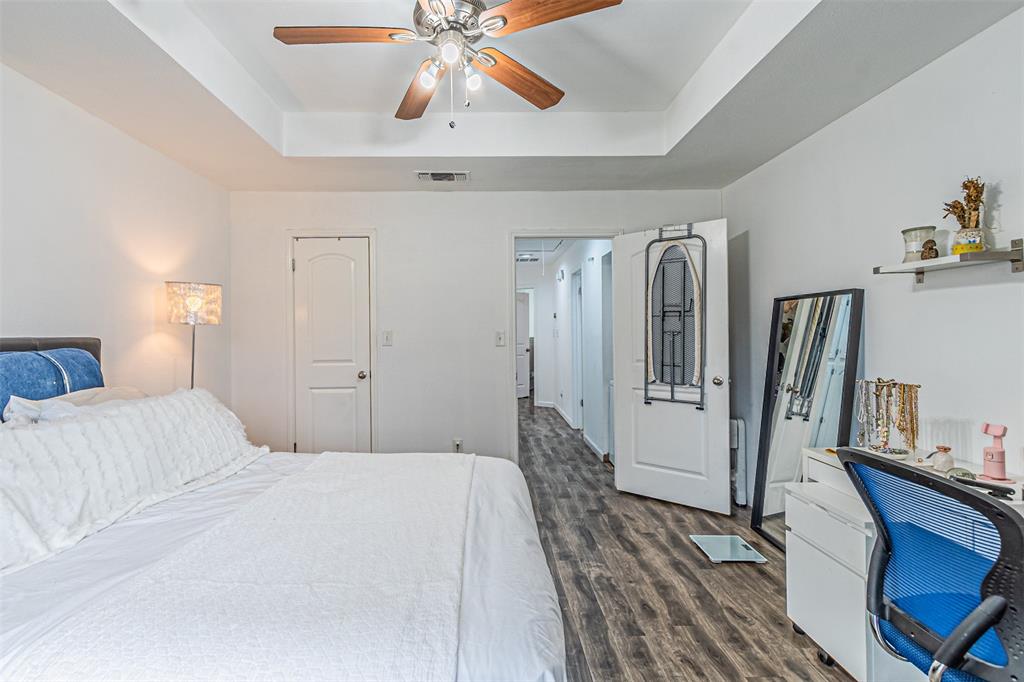 Boardwalk On The Pkwy Condos - Residential