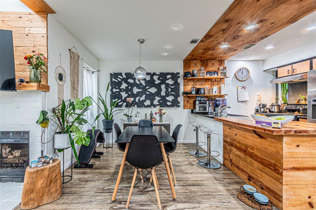 Boardwalk On The Pkwy Condos - Residential