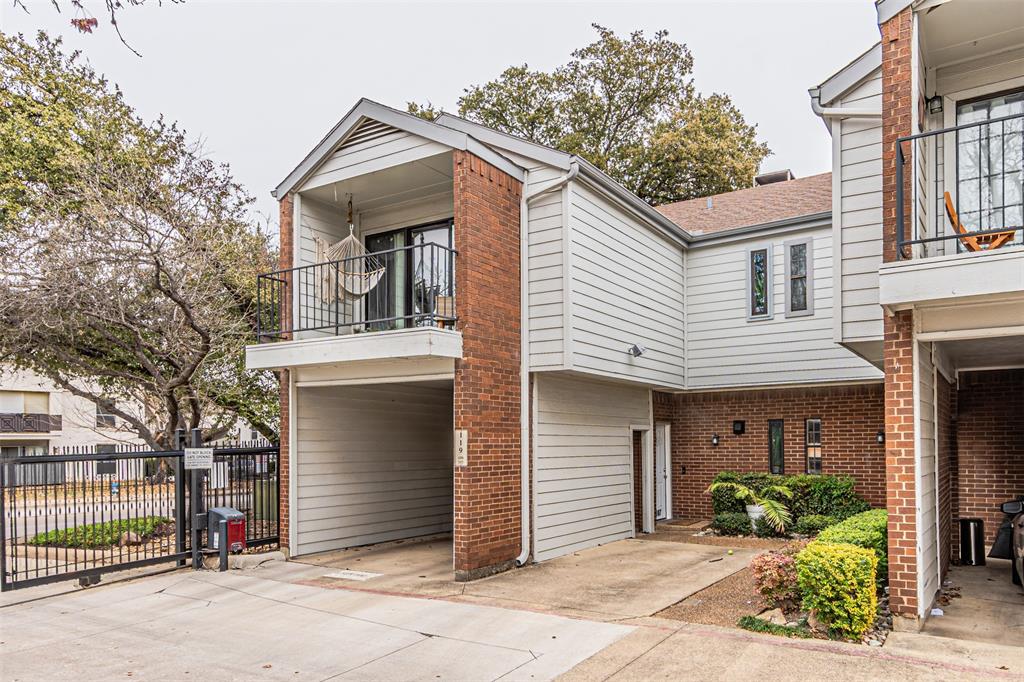 Boardwalk On The Pkwy Condos - Residential