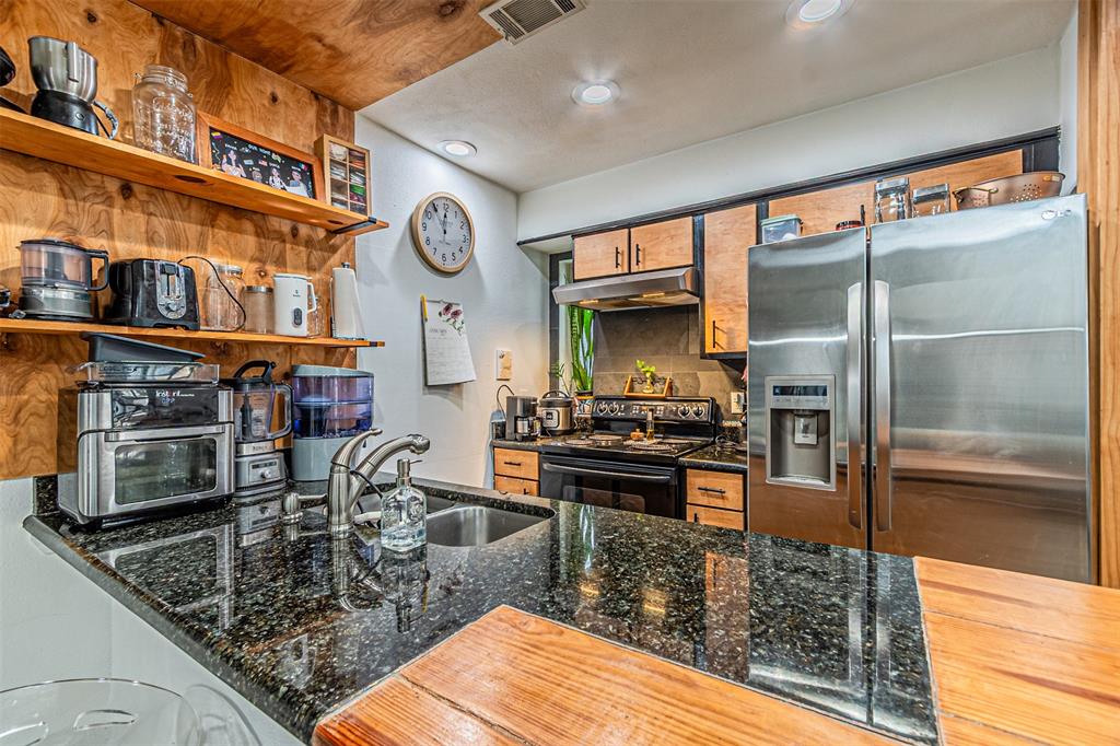 Boardwalk On The Pkwy Condos - Residential