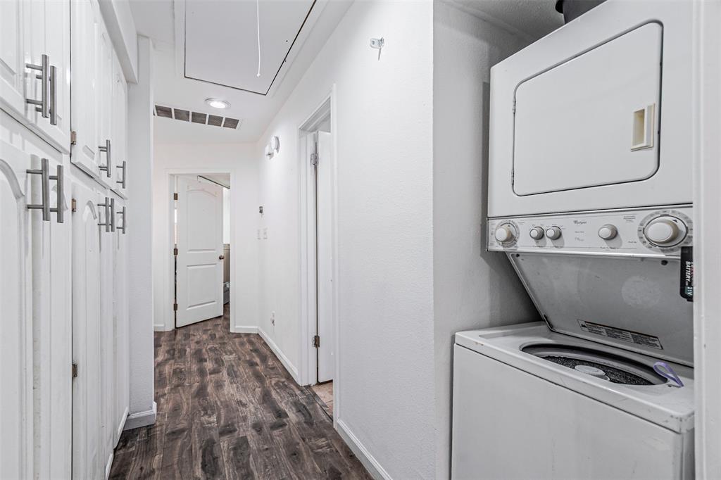 Boardwalk On The Pkwy Condos - Residential