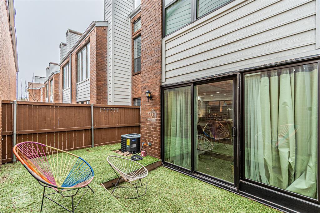 Boardwalk On The Pkwy Condos - Residential