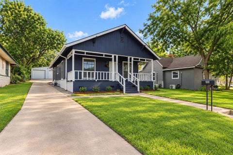 Photo of 1320 W Morton Street, Denison, TX 75020 (MLS # 21389587)