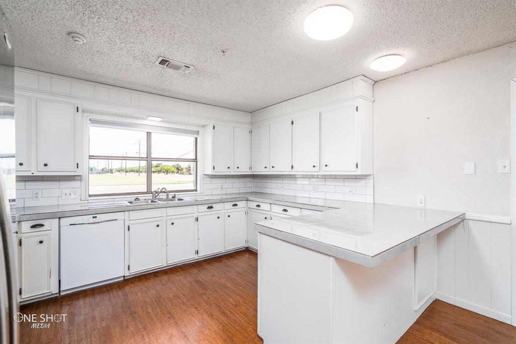 Radford Hills - Residential Lease