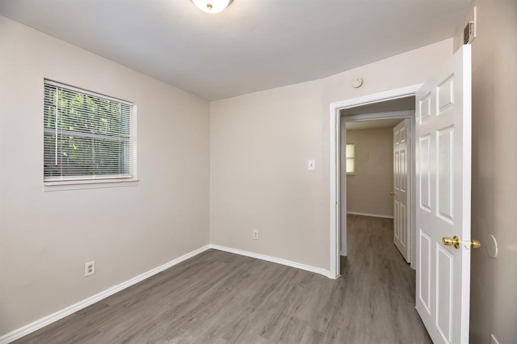 Barnes & Mitchells Grand Ave - Residential Lease