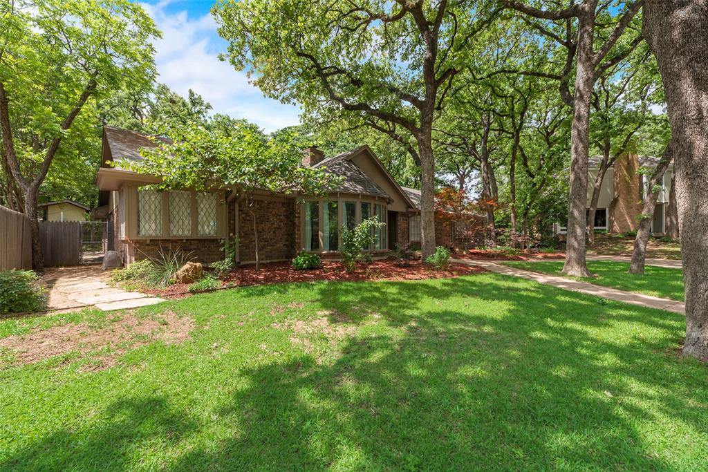 2508 Oak Manor Court
