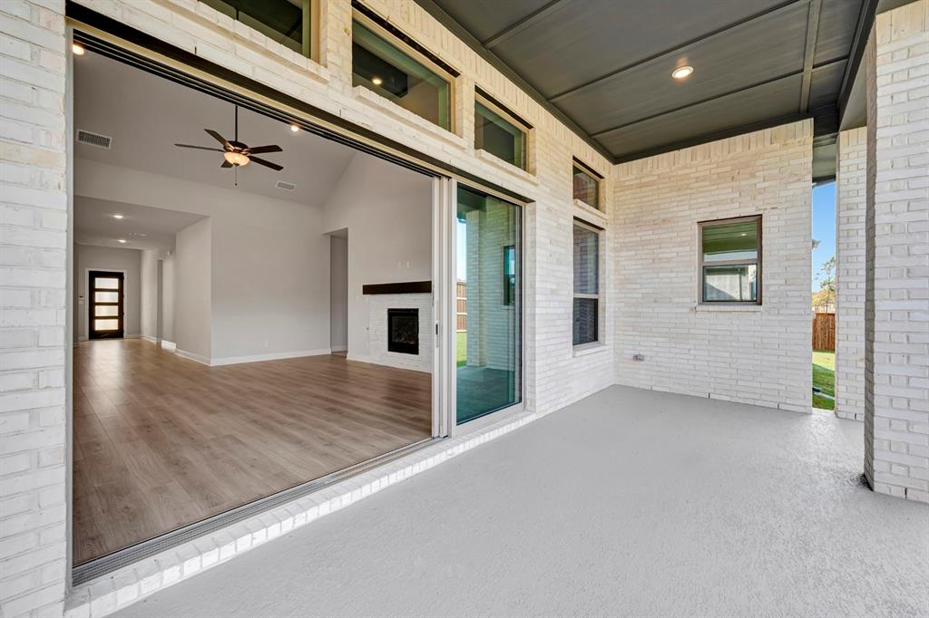 Northshore at Lakewood Village - Residential