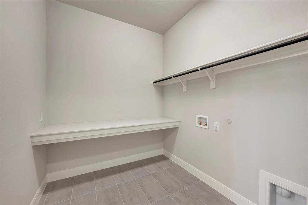 Northshore at Lakewood Village - Residential