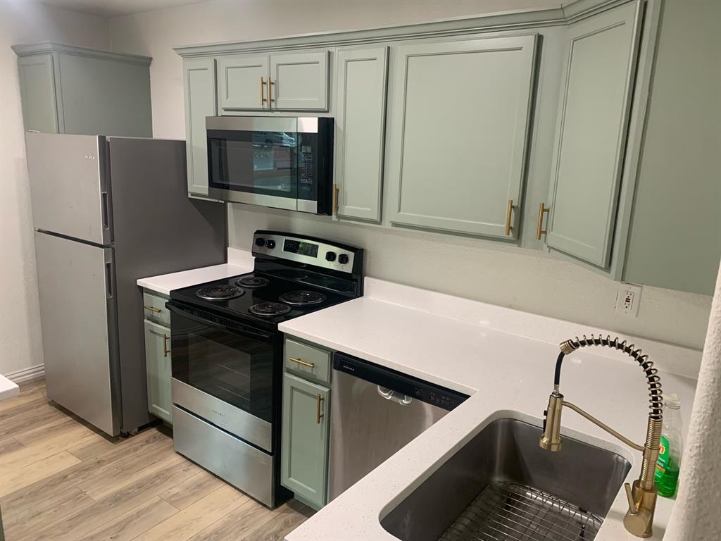 Edwards Ennis-Rev - Residential Income