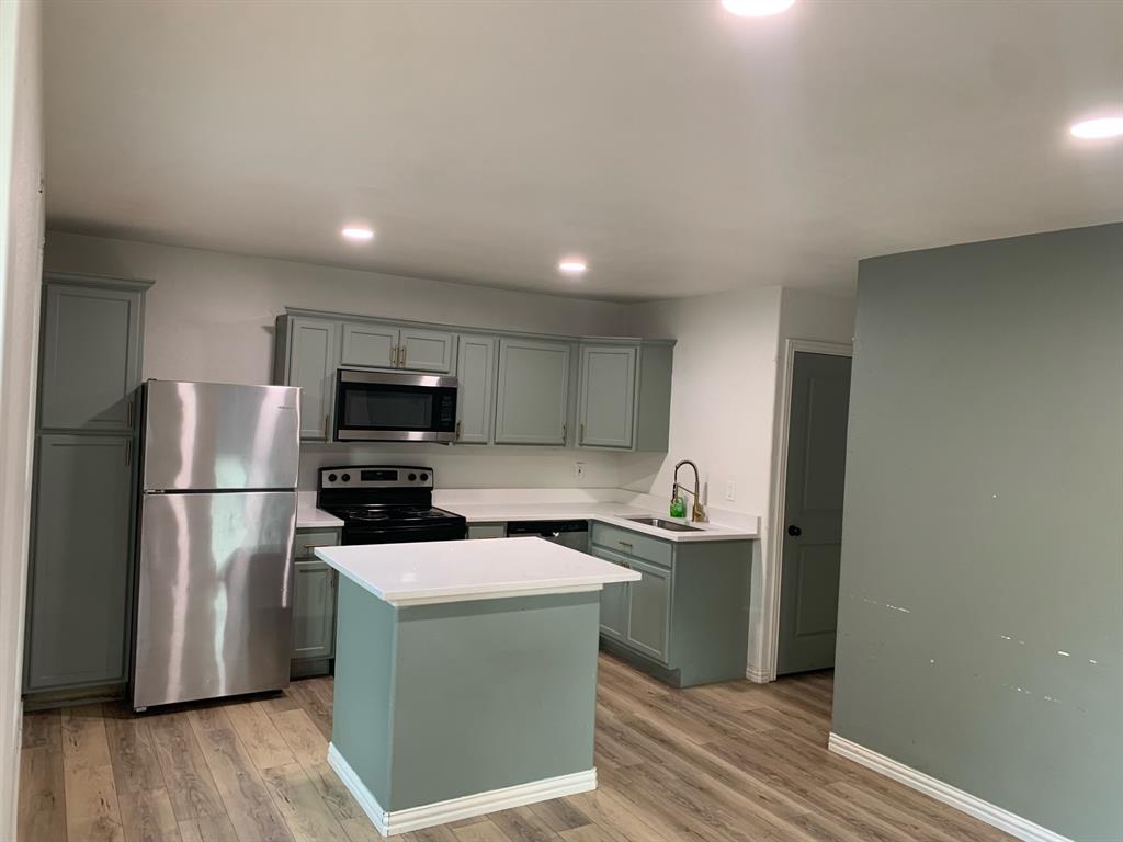 Edwards Ennis-Rev - Residential Income