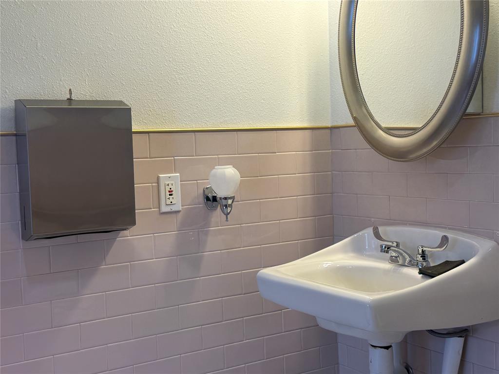 Village Creek Office Condo - Commercial Sale