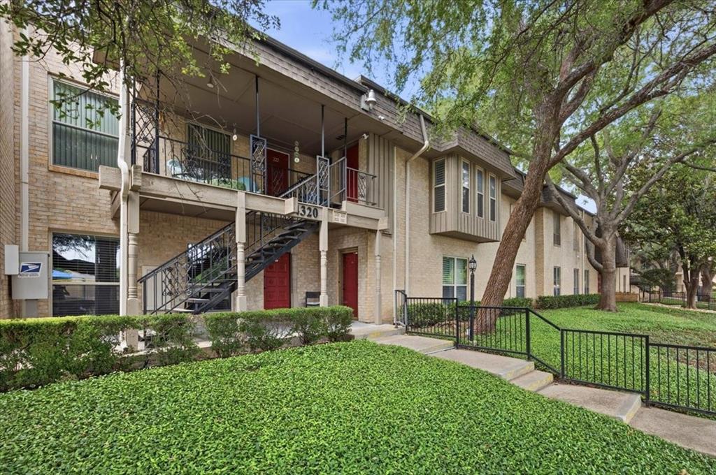 Fountain Royale Orleans W - Residential