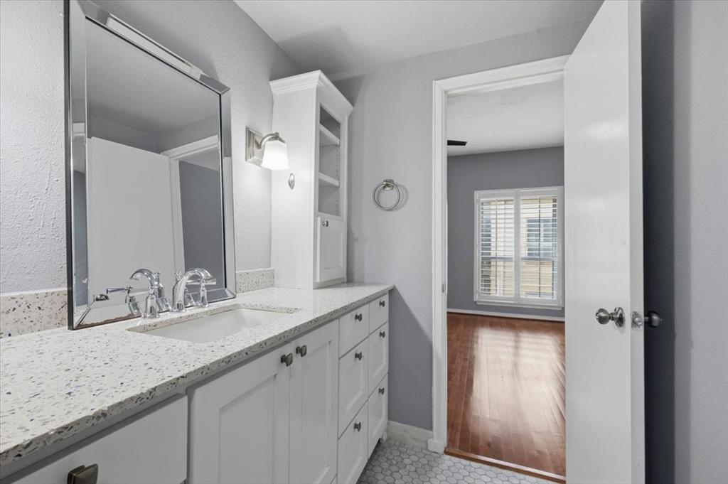 Fountain Royale Orleans W - Residential