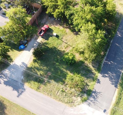 229 E 7th Street Anna TX 75409