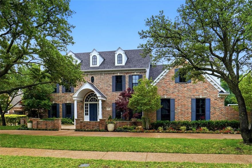 Welcome to this Beautiful Executive Home Located in Highly Sought After Caldwell's Creek. Situated on a Lovely Landscaped Lot, this House has it All! A Circle Drive and Courtyard greet you upon entering this Family Home that blends functionality with large light filled rooms throughout including 3 Living Areas, Formal Dining, Executive Study, Eat In Kitchen, 5 Generously Sized Bedrooms, 5 Bathrooms plus a Multi Purpose Flex room above the garage. Offering new hardwood floors and carpet with fresh paint throughout make this house move in ready. All 3 Living Areas overlook the stunning creek side backyard with newly refinished pool and pool deck, fire pit area and turfed green space creating a relaxing backyard oasis. The neighborhood offers access to ponds for catch and release fishing plus access to the Cotton Belt walking trails. This large floorplan is perfect for welcoming guests, family gatherings and entertaining all ages. Great location in highly rated Grapevine Colleyville ISD, close to DFW airport, shopping and restaurants.