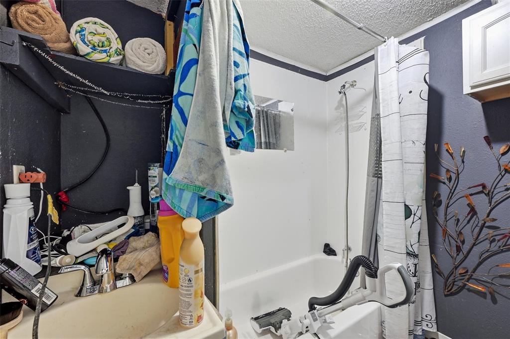 VIARS JOHN A - Residential