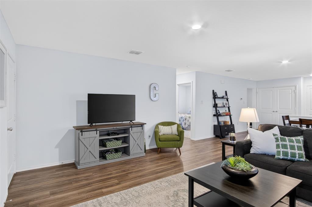 7340 Woodpecker Drive