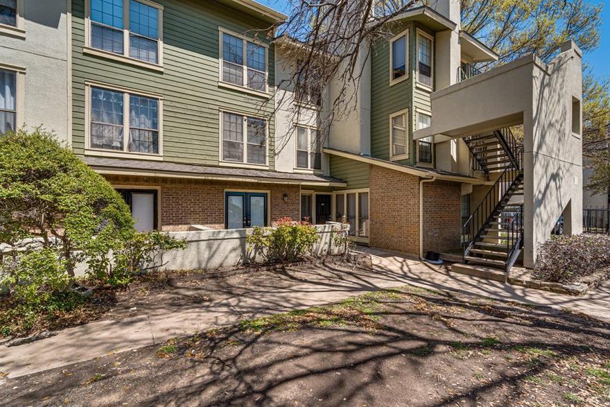 MOVE-IN READY & COMPLETELY UPDATED!
Located in the heart of Dallas, this stylish first-floor condo has it all! Featuring brand-new floors, all new appliances, and gorgeous new granite countertops, this one-bedroom, one-bath unit is truly move-in ready. The spacious bedroom and large bathroom offer plenty of room to relax, while the cozy living room with a fireplace adds warmth and charm. You'll love the private patio and front sitting area perfect for unwinding on summer nights. Plus, parking is conveniently located right outside your door! Just minutes from top shopping, dining, and all major highways, this is city living at its best. Come see it for yourself this one won't last!