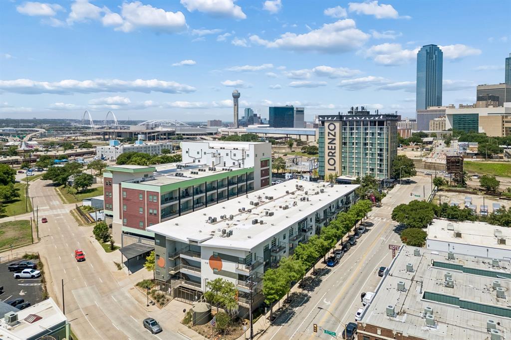 Buzz Condo - Residential