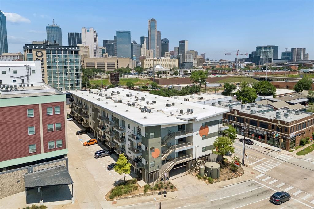 Buzz Condo - Residential
