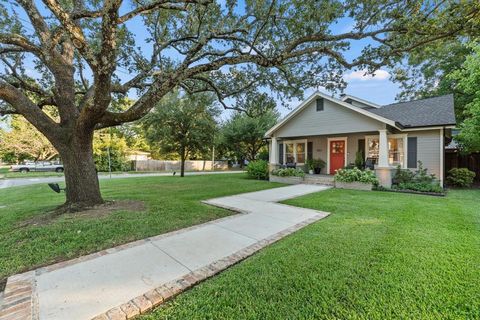 A home in Terrell