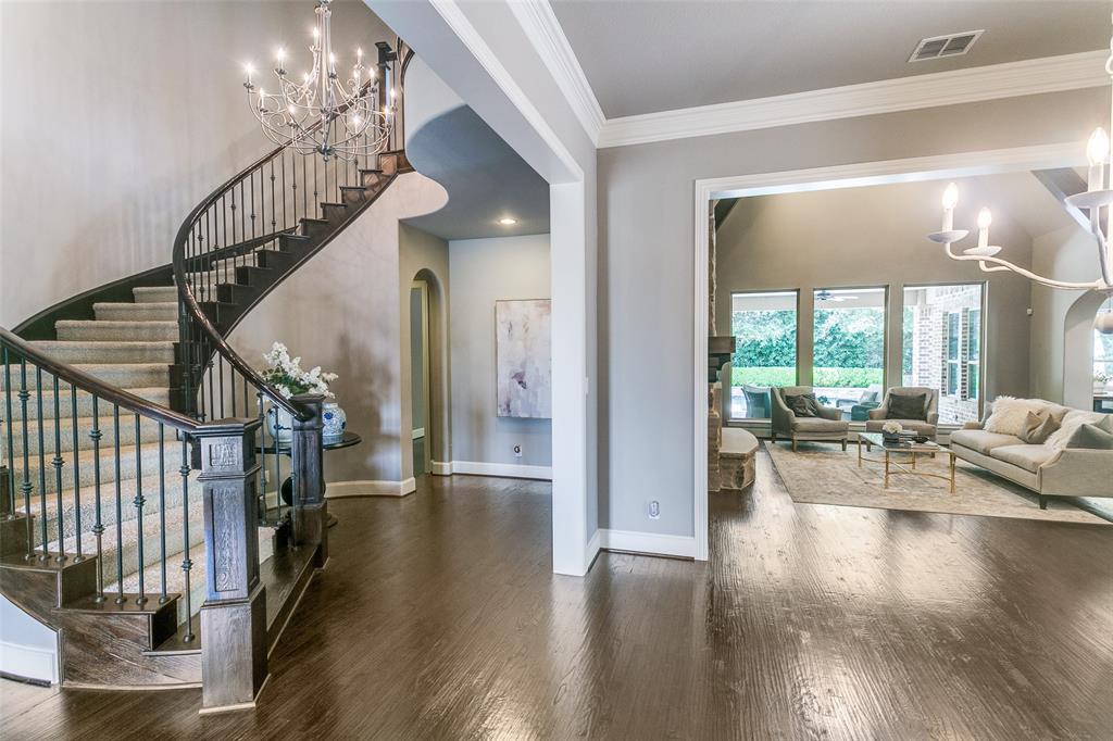 6100 Southwind Lane
