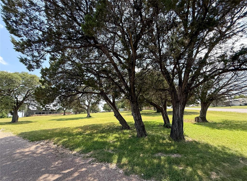 Lakeside village annex - Commercial Sale