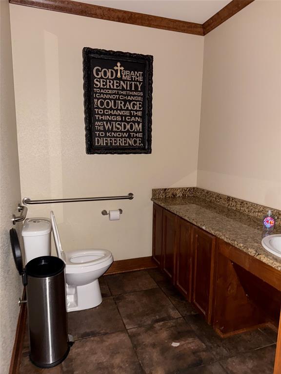 Lakeside village annex - Commercial Sale