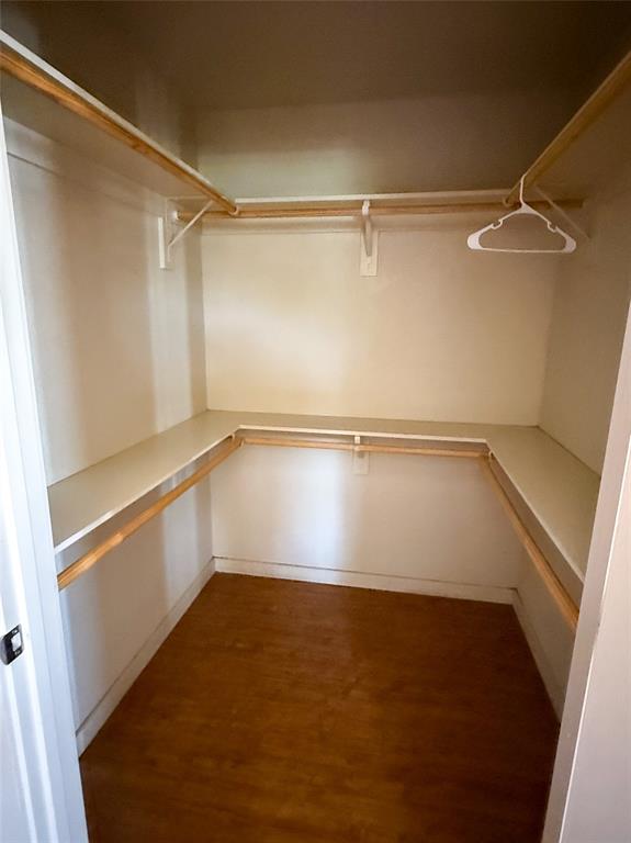 Lakeside village annex - Commercial Sale