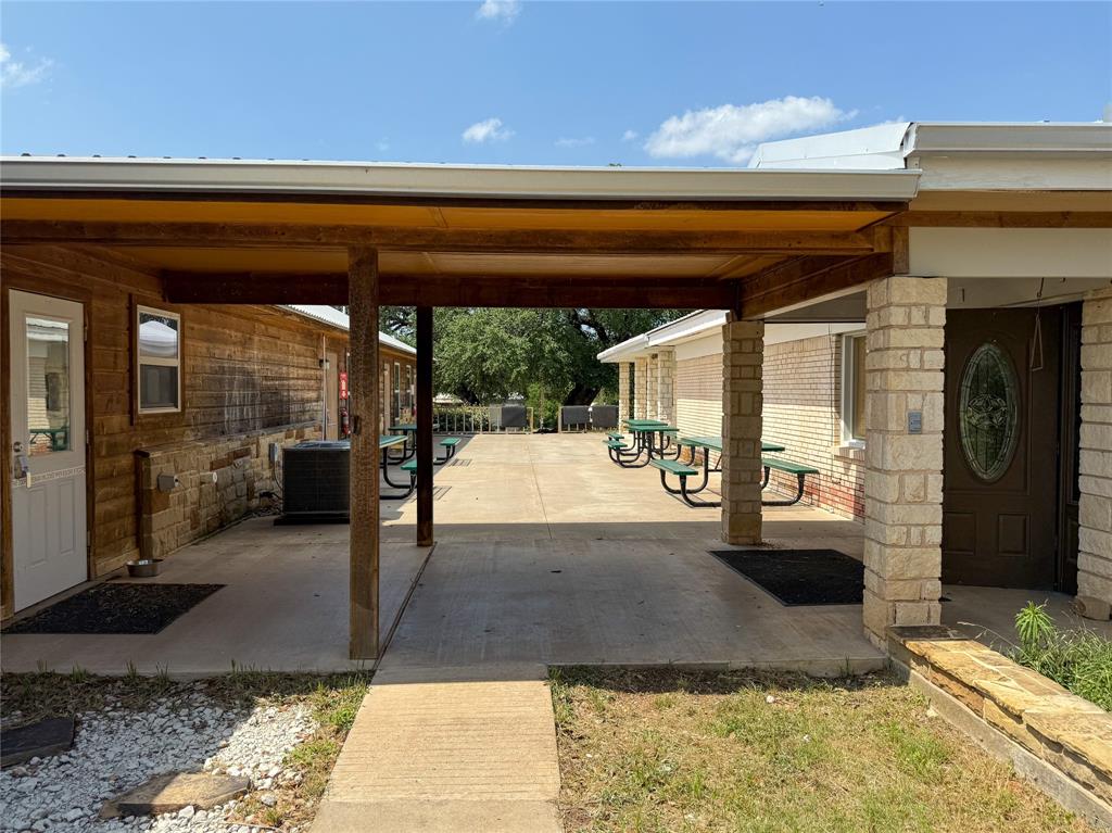 Lakeside village annex - Commercial Sale